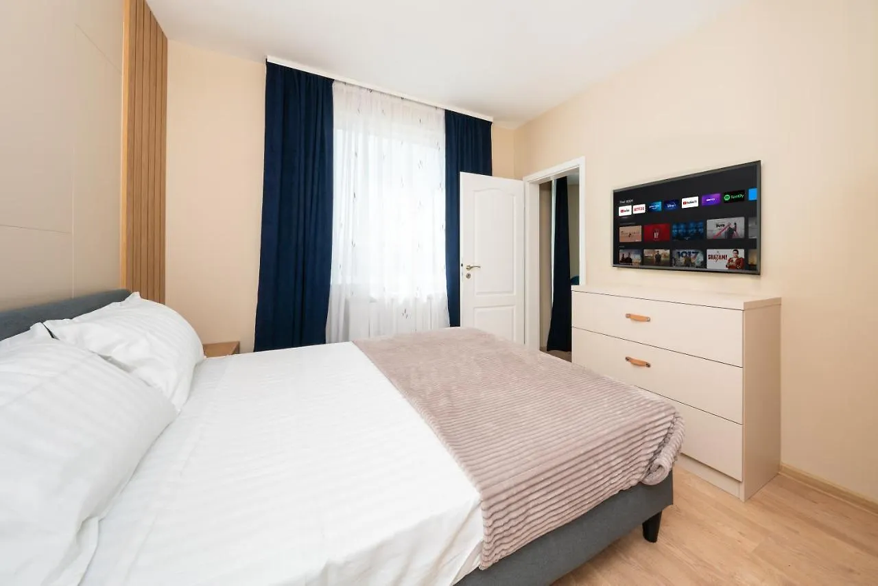 2 Bedrooms, Parking, Balcony With A View Apartment Sofia 0*,
